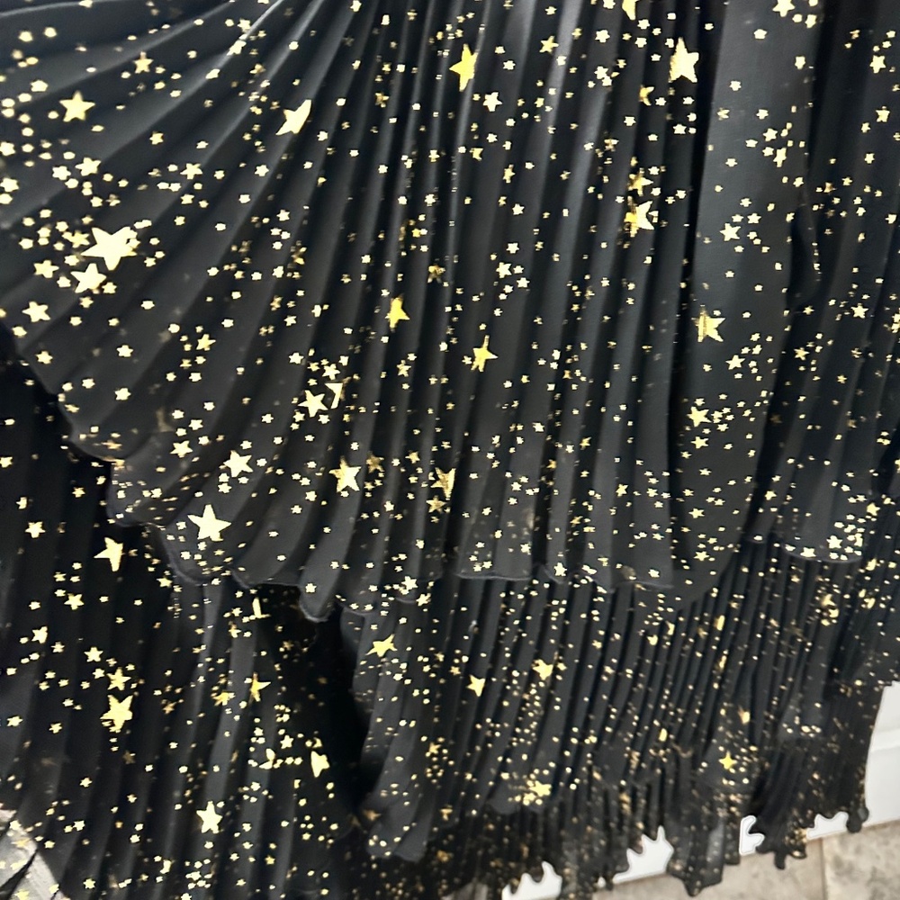 Alex Marie halter gold and black star dress starfall ball dress - Picture 5 of 13